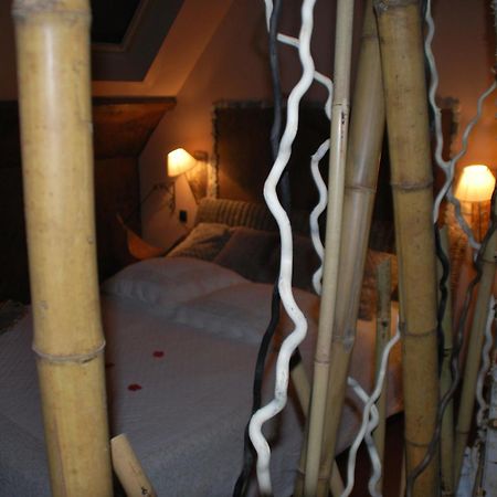 Chambres D Hotes ,Hotel ,Secret D'Une Nuit A Vicq Pres De Onnaing,Avec Piscine Camera foto
