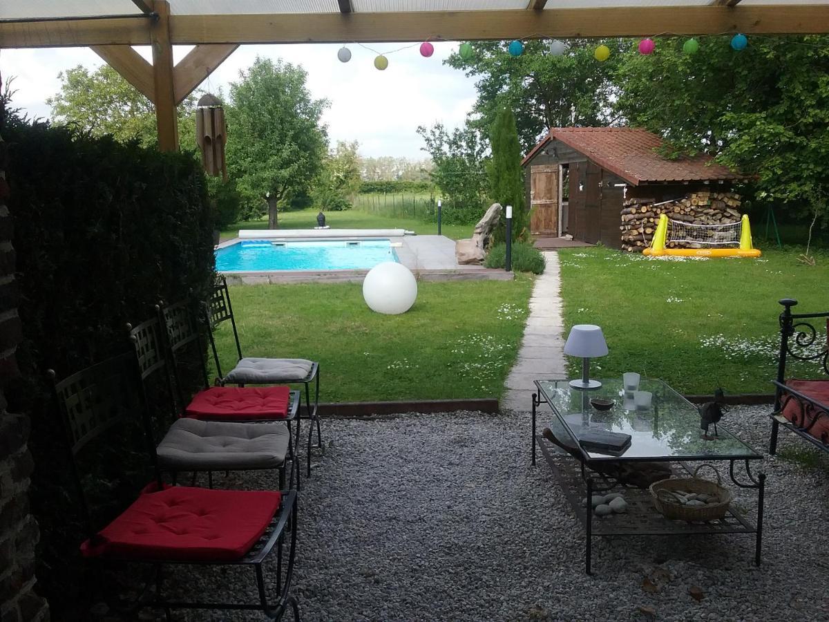 Chambres D Hotes ,Hotel ,Secret D'Une Nuit A Vicq Pres De Onnaing,Avec Piscine Esterno foto