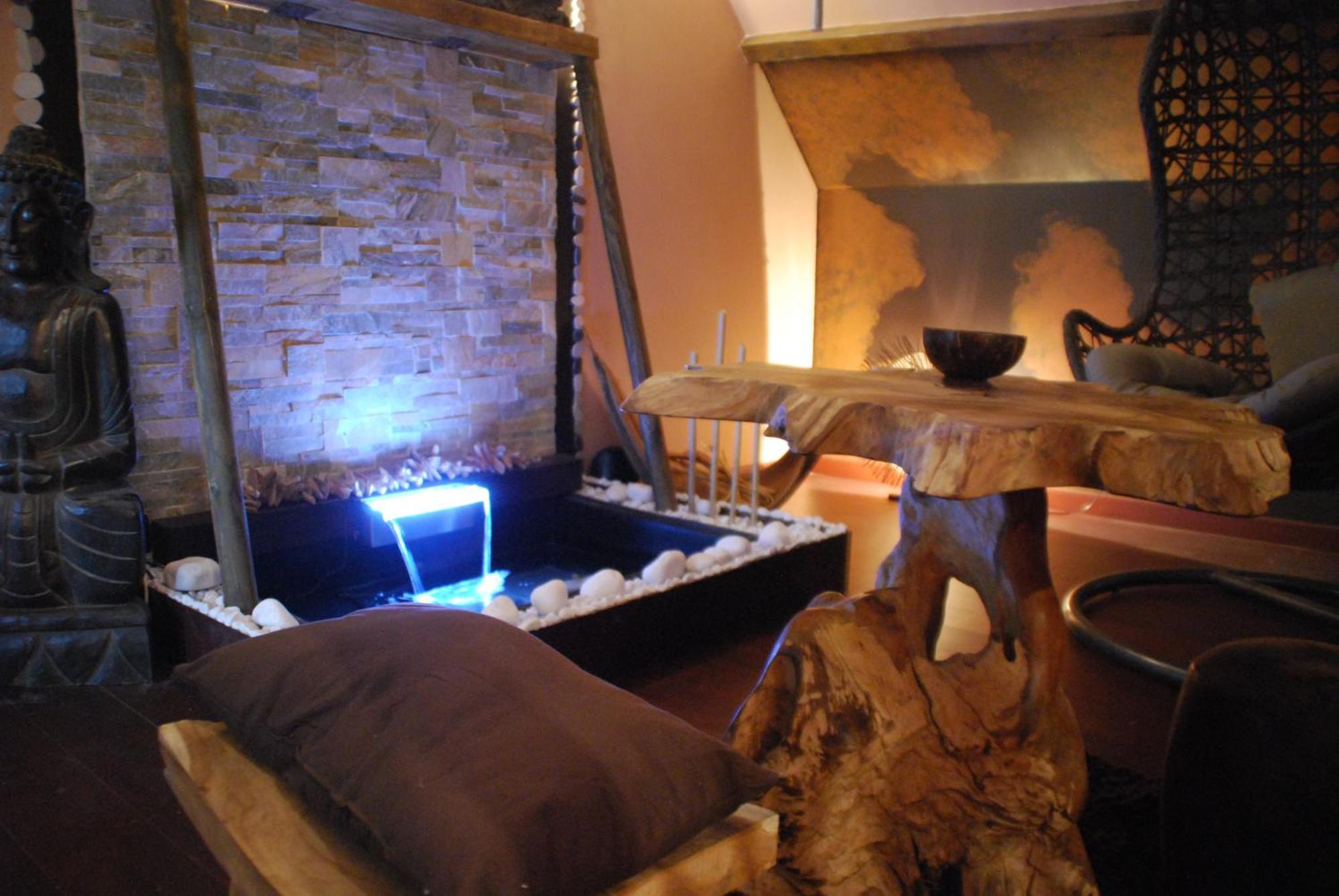 Chambres D Hotes ,Hotel ,Secret D'Une Nuit A Vicq Pres De Onnaing,Avec Piscine Camera foto